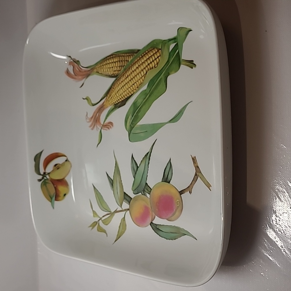 Vintage 1961 Royal worcester evesham 'M' compliments of the genius serving bowl